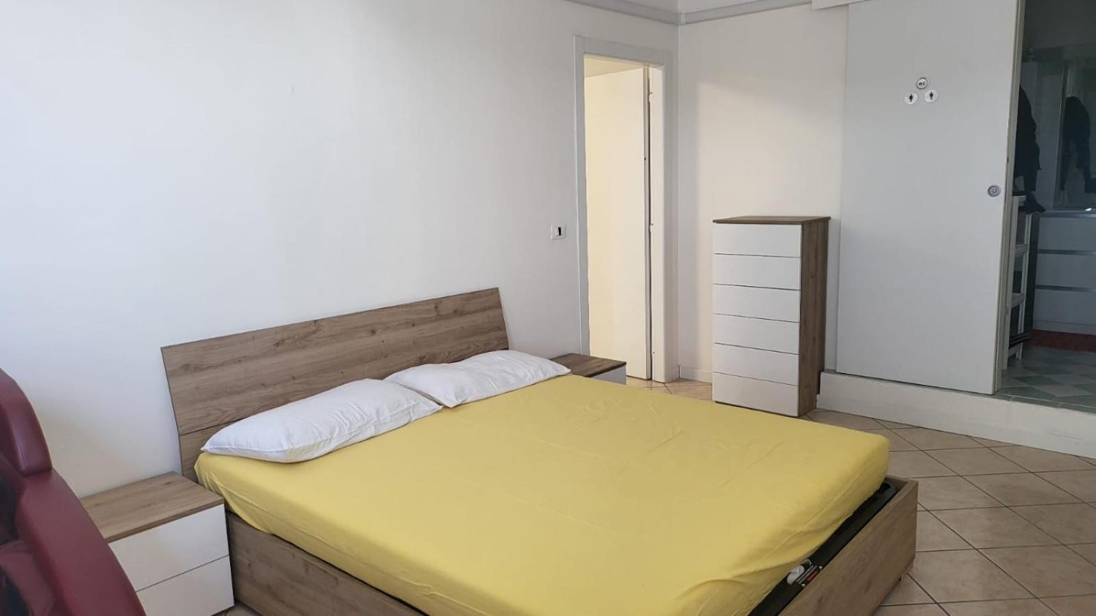 Arredato A 2km Da A4 - Desenzano Appartement